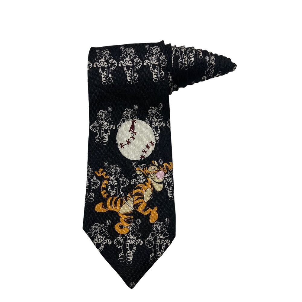 Disney Winnie The Pooh Tigger Baseball Vintage Novelty Necktie